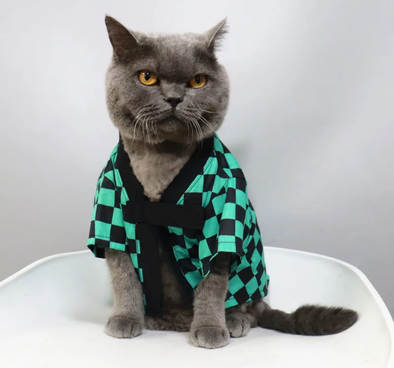 ¡Gran venta! Capa de gato cosplay de Tanjiro - Kimono fino de verano para mascotas con diseño antiderramamiento - Perfecto para disfraz de mascota con temática de anime