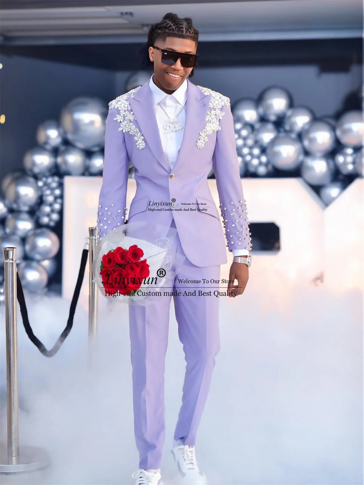 

Sparkly Metal Embellished Men Suit Customized 2 Pieces Sets Party Prom Blazer Costume Homme Groom Diamond Stones Wedding Tuxedos