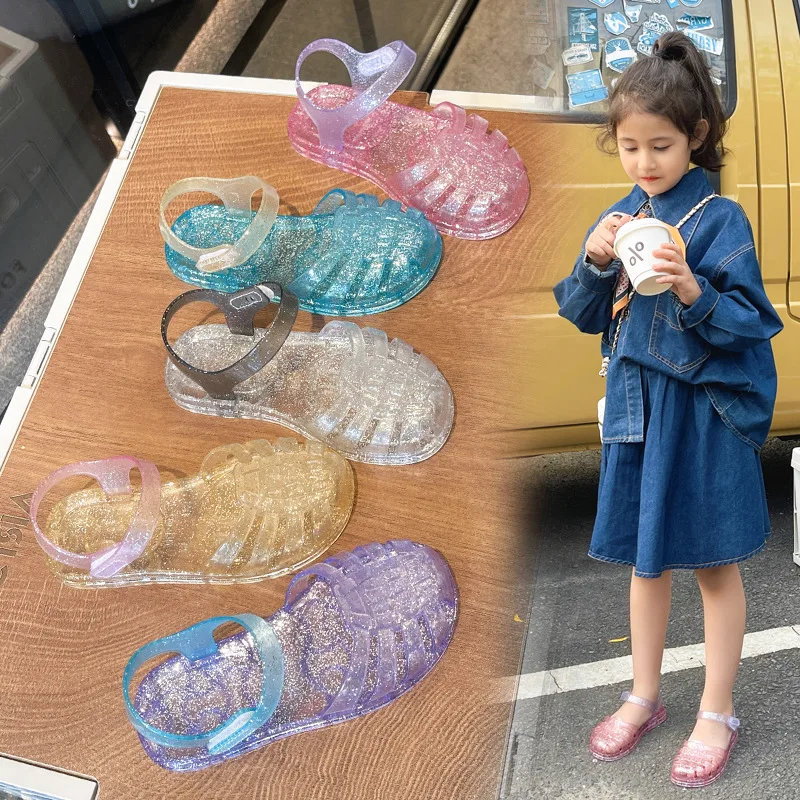 2026 New Girls Glitter Jelly PVC Sandals Toddler Little Kids Buckle Closure Retro Woven Cut-Out Summer Beach Shoes