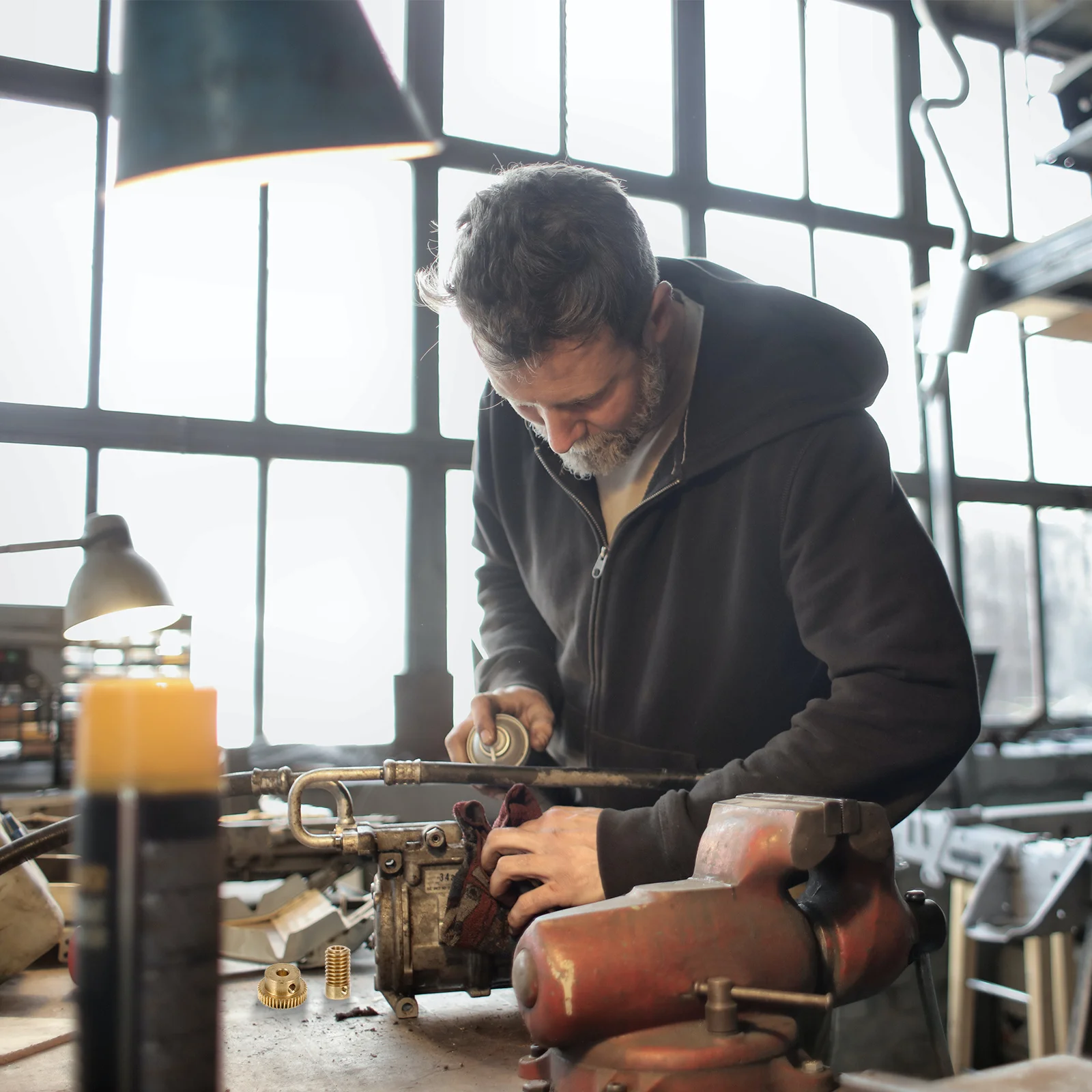 

2Pcs Copper Worm Wheel Worm Gear Set 40 Teeth 5mm Hole Diameter Shaft Compact Transmission Parts Copper Gear