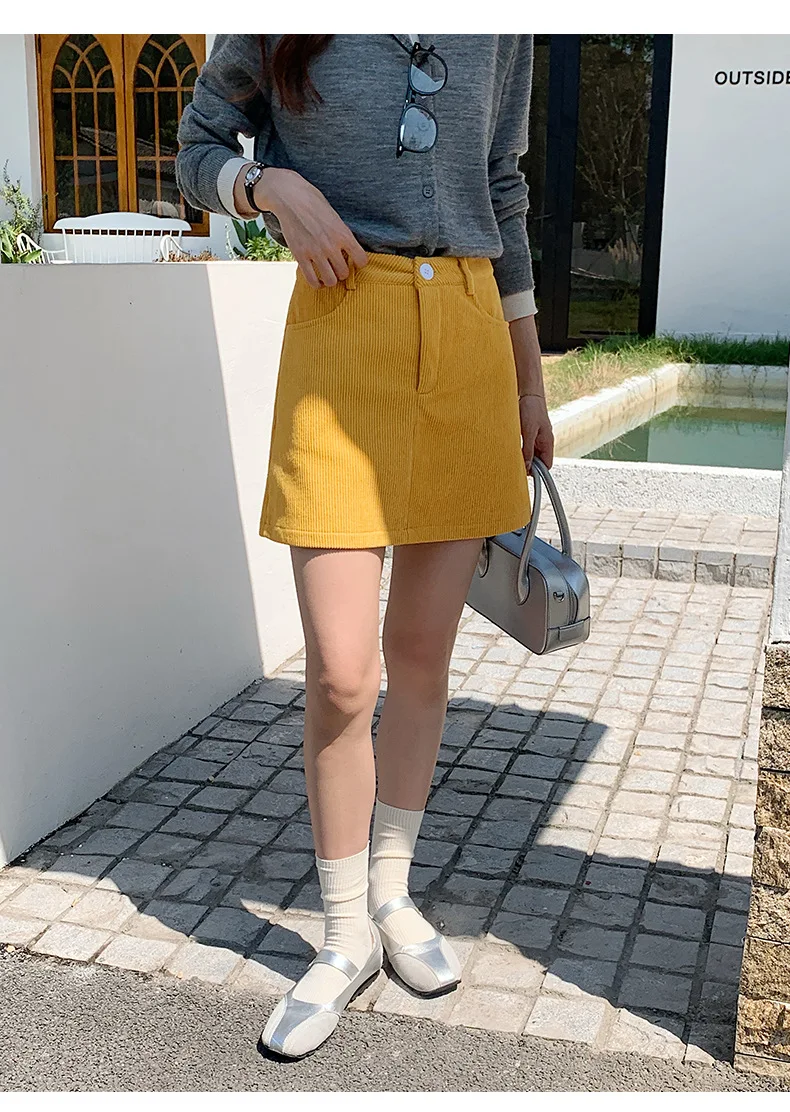Women's High-Waist A-Line Short Skirt Spring Autumn Retro Brown Corduroy Skirts Woman Solid Color Straight Leg Pencil Skirt Mini
