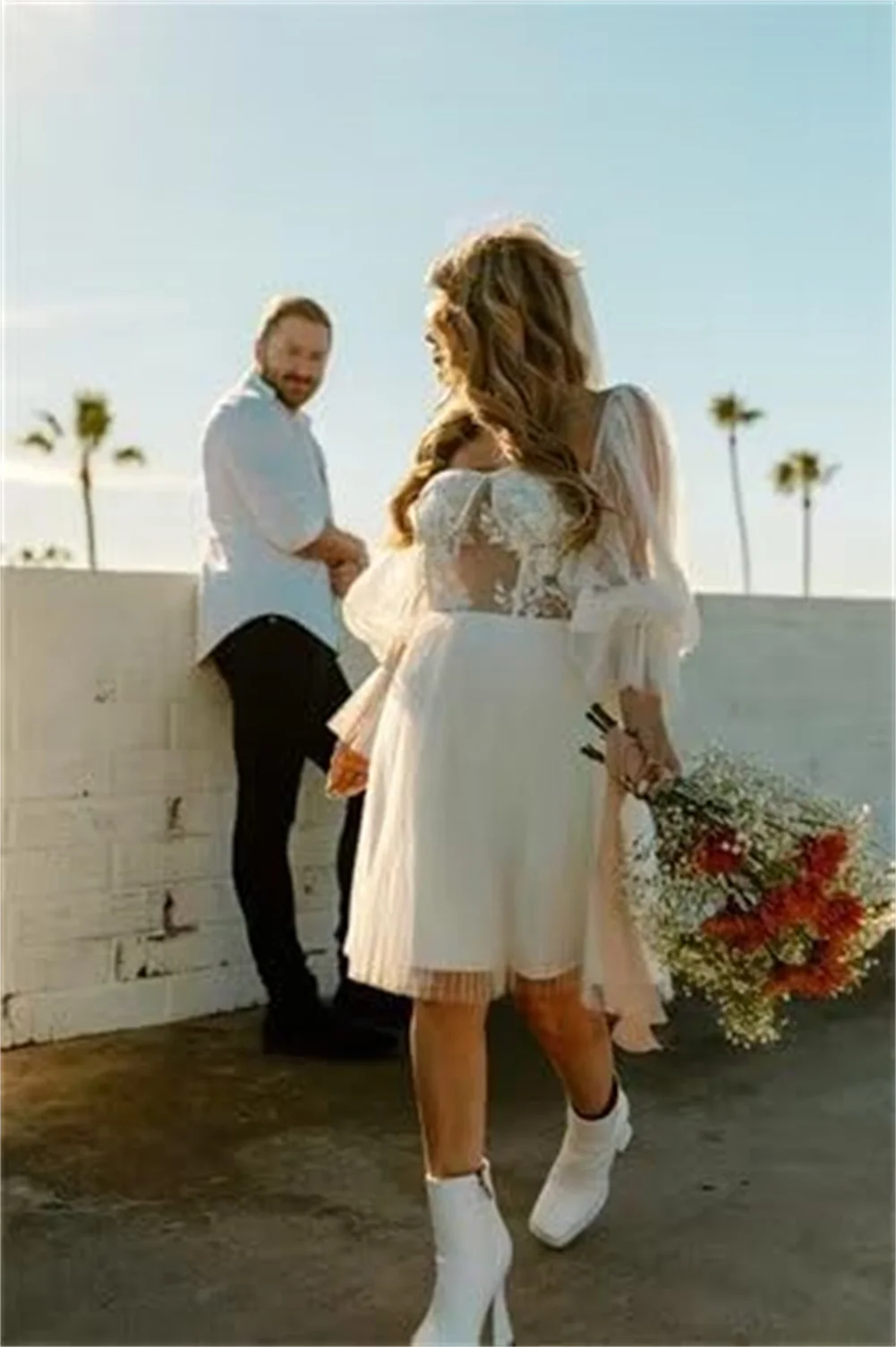 

Long Puffy Sleeves Short Wedding Dress For Bride Sweetheart Lace Applique Bridal Gowns Mini Tulle Homecoming Dresses For Teens