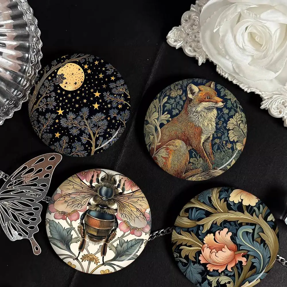 Neutral William Morris Personalized Creative Pins Round Snap-in Brooch Badge Backpack Hat Accessories Jewelry Gift for Friend