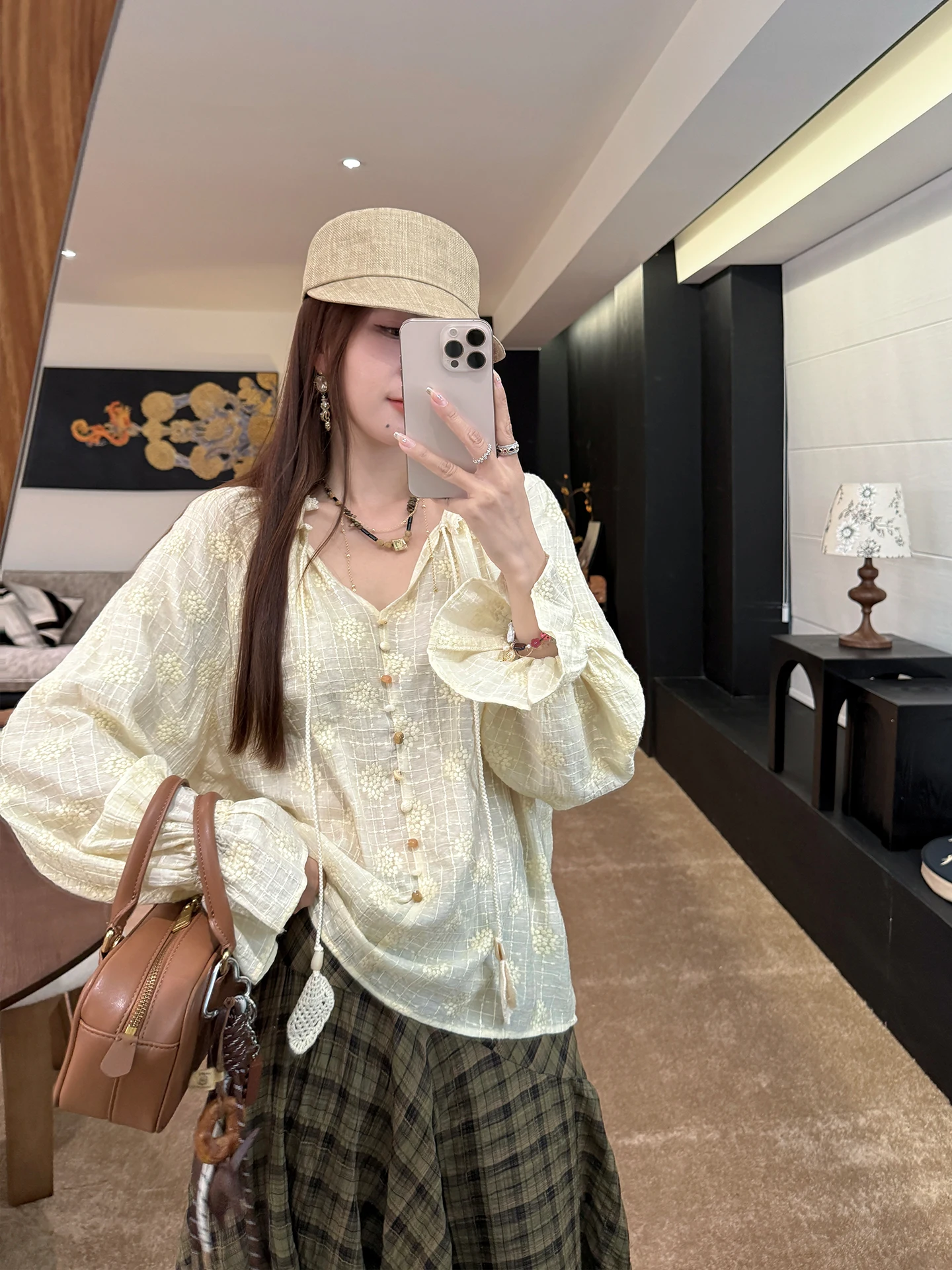 

Loose Lace Trim irt Art Museum Yellow een Stitching Padded oulder Women's Daily Wear V-ne Long Sve Gentle Sle