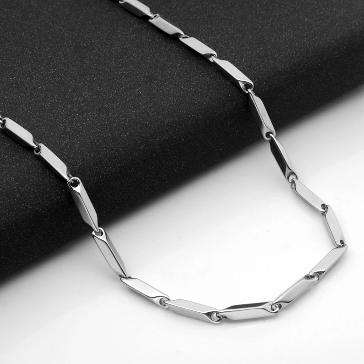 REGELIN Titanium Steel 45/50/60/70/cm Length 316 Stainless Steel Chain Lobster Clasps Simple Chains Necklace for men and women