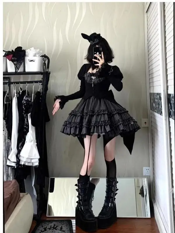 

k Witch loween Stripe ort Skirt Set with Bell Sve Tops And Bot Faionable Two-Piece Ensemble for Women