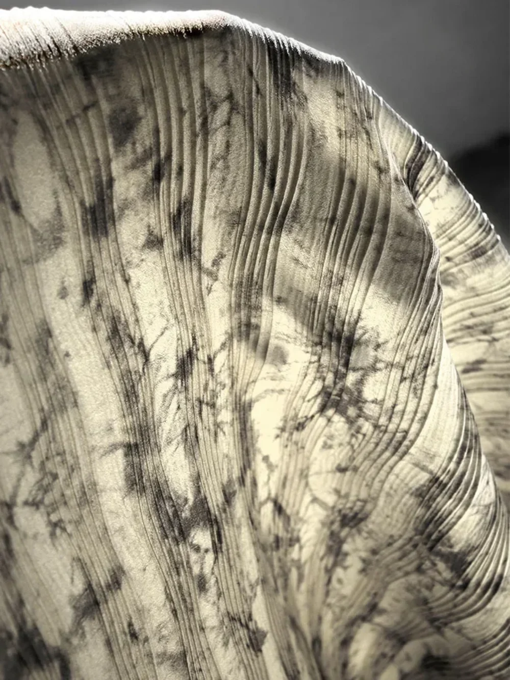 

Плиссированная ткань Дизайнерская модная одежда Оптовая продажа ткани для шитья одежды по метрам Diy Чистый полиэстер Материал