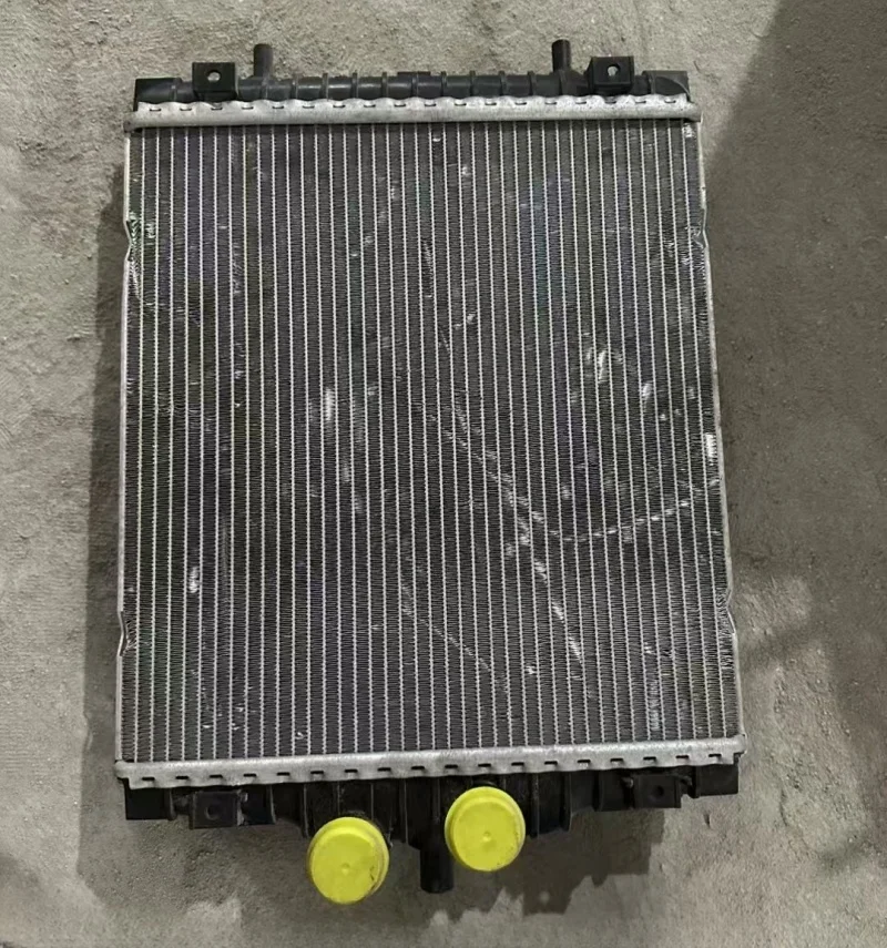 Suitable for Lamborghini Gallardo Huracan Aventador URUS Audi R8 Water tank Radiator Condenser Air Conditioning Cooling Box