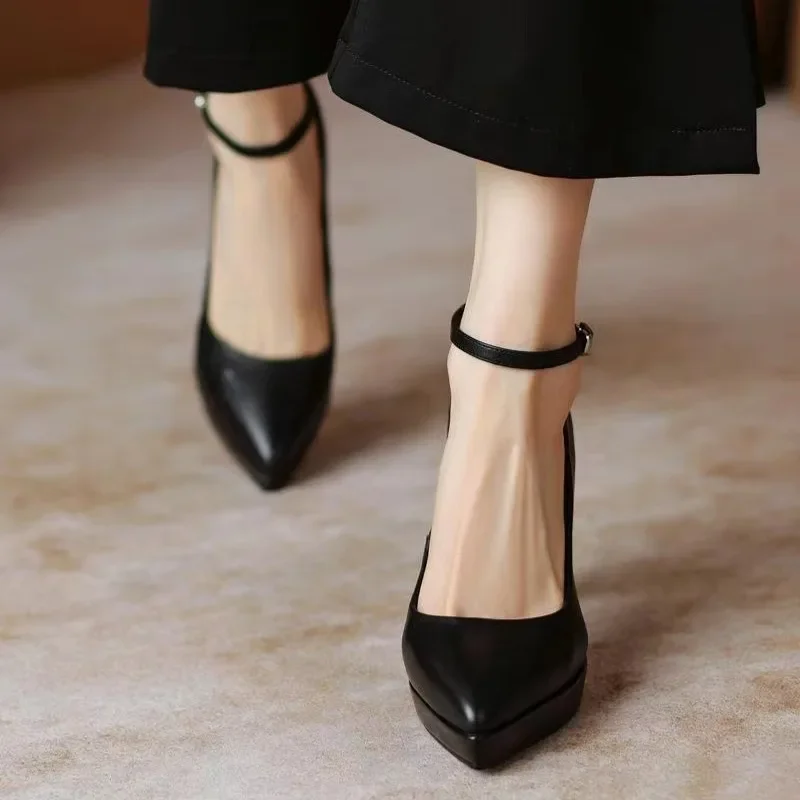 Spring New Fashion Round Head One Word Buckle High Heels Fashion Casual Large Size Women\'s Shallow Mouth Women\'s Single Shoes