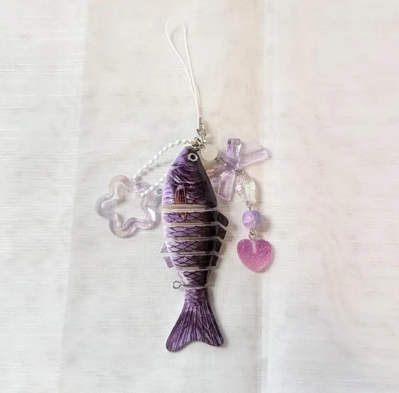 Handmade fish keychains, lovely jewelry image 3