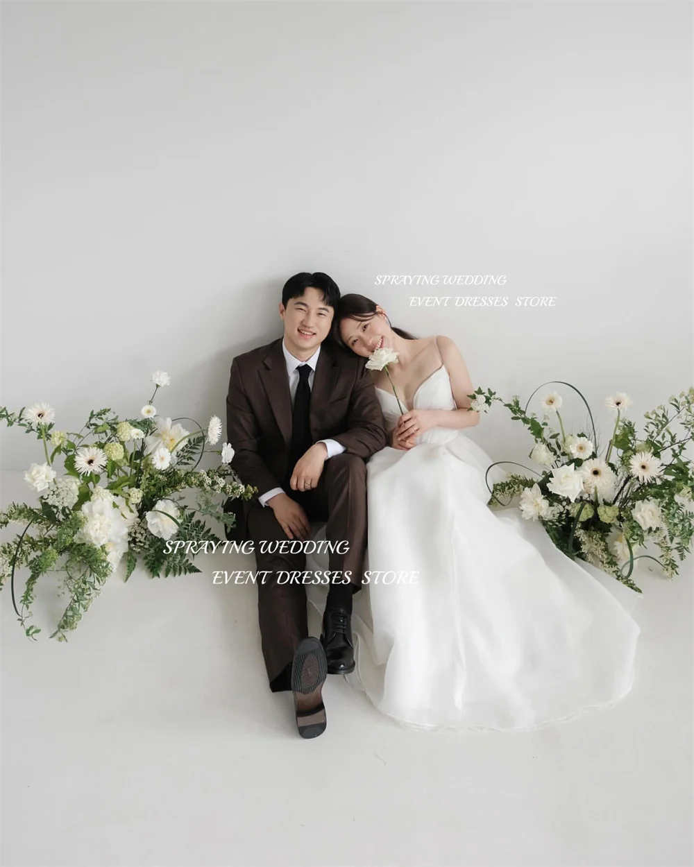 SPRAYING Simple V-Neck Strap Korea Wedding Dresses Photo Shoot Long Puff Sleeve V Neck Bridal Gown 웨딩드레스 Corset Customized 2025