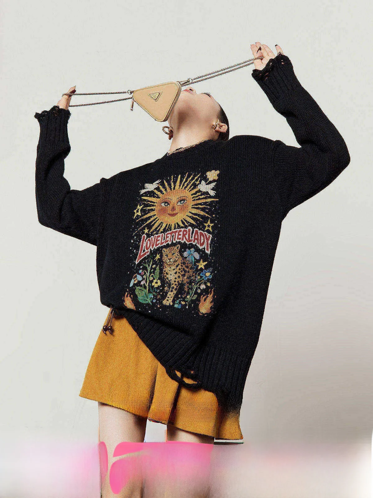 

Warm Forest Bla Sweater Women's Loose Casual round Ne Top Spring 2026 New Sle Hand-Painted Knitted Long Sve Crew Ne