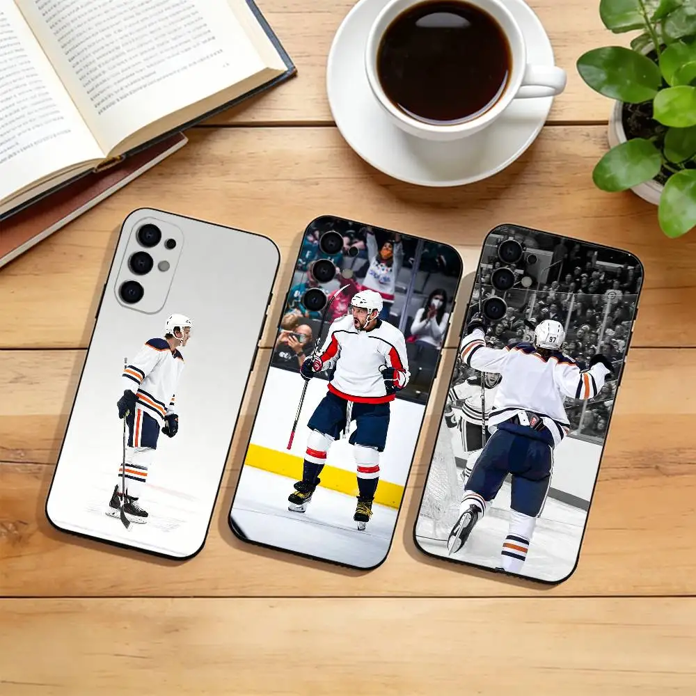 Connor McDavid  Phone Case For Samsung S25,S24,S21,S22,S23,S30,Ultra,S20,Plus,Fe,Soft Silicone Black Cover
