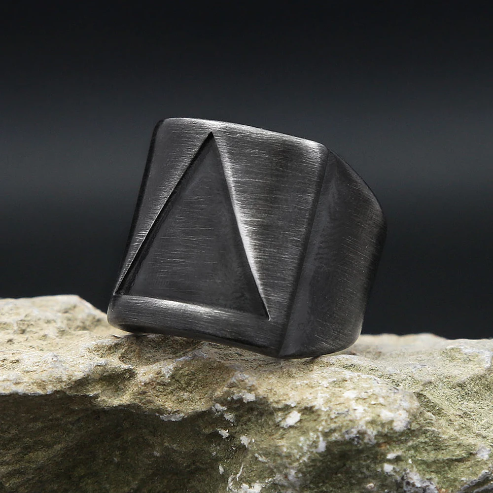 

Vintage Fashion Stainless Steel Triangle Rings For Men Women Punk Simple Valknut Amulet Ring Charm Party Jewelry Gifts Wholesale