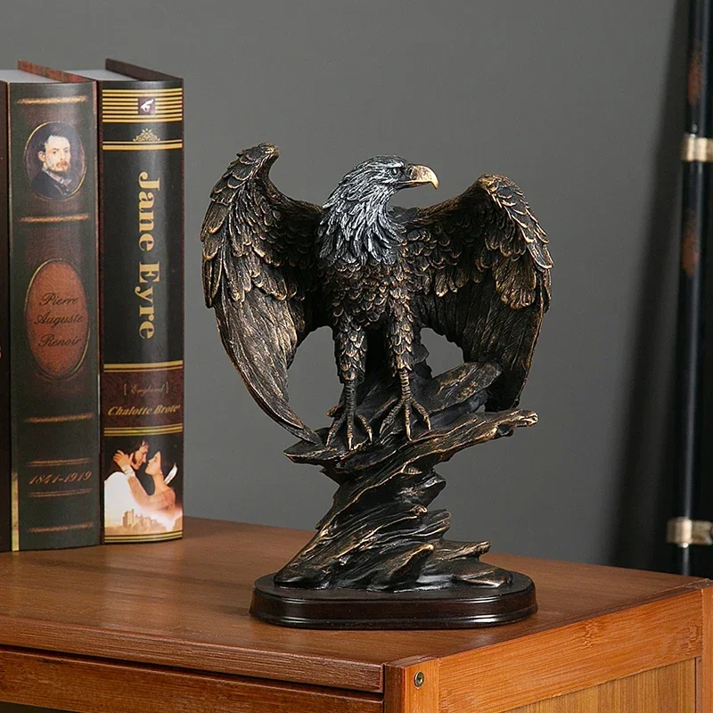 

Retro Resin Eagle Statue Art Collection Item Animal Figurines Home Living Room Office Desktop Decoration Object Craft