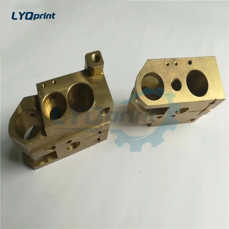 1 Pair 66.072.201 66.072.202 Copper Housing Pull Guide SM102 Printing Machinery Spare Parts