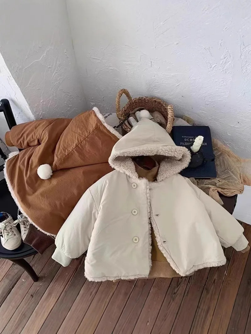 2024 Winter New Baby Warm Lamb Cashmere Hooded Coat Solid Versatile Boys Girls Padded Jacket Plus Velvet Thick Infant Clothes
