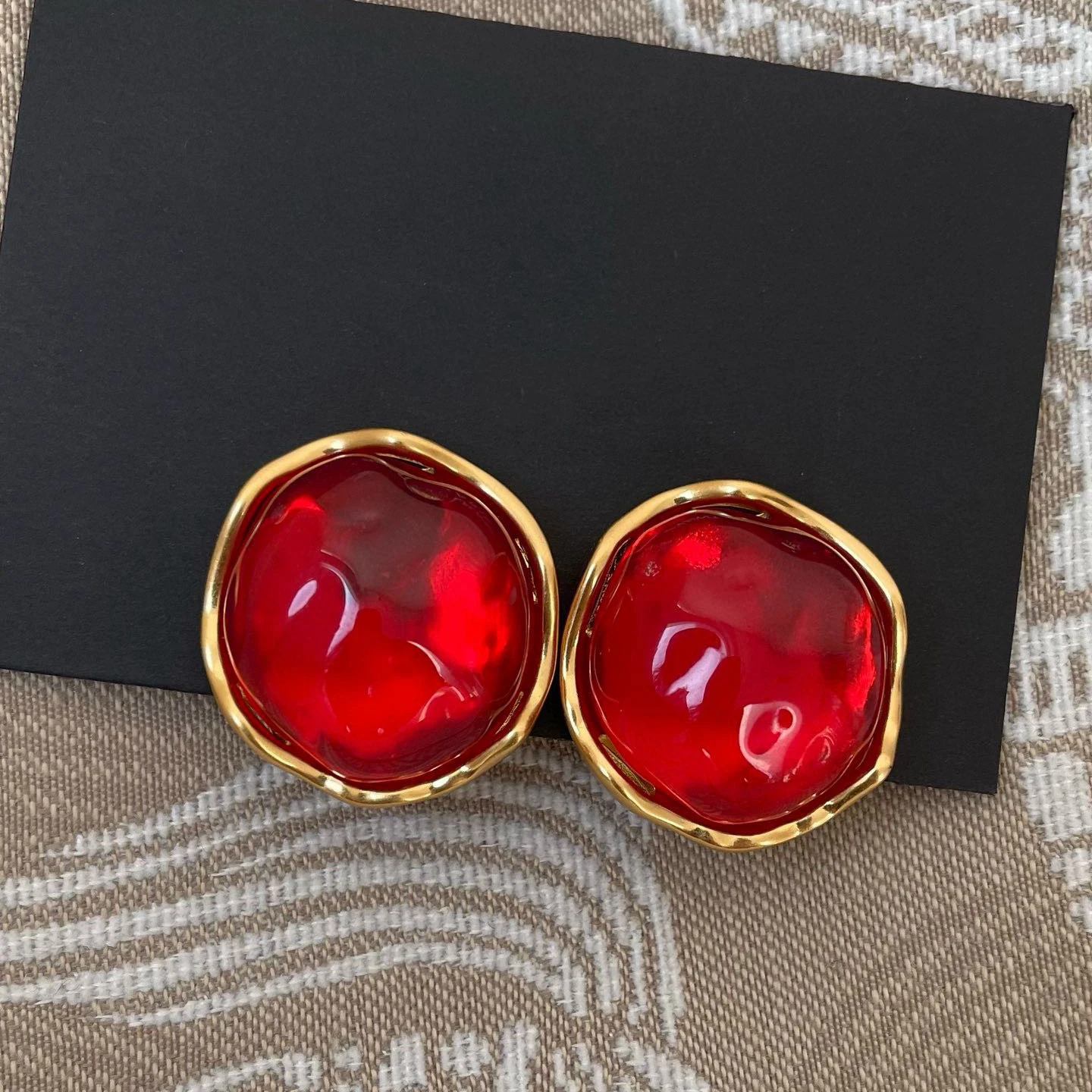

Vintage Famous Designer Brand Irregular Circular Green Red Earclip Earrings Woman Top Quality Luxury Jewelry