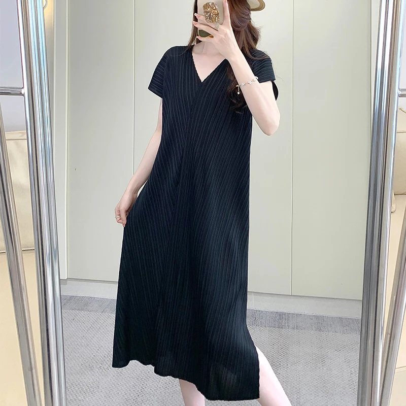 Miyake V-neck Pleated Dresses 2025 Summer New Short-sleeved Splicing Loose Plus Size Long Skirt Women's Clothes Clothes