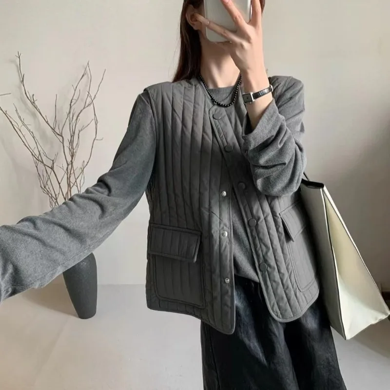 Women's 2026 Autumn Winter Striped Quilted Padded Sleeveless Vest Round Neck Casual Thick Warm Elegant Chic Coquette Trendy