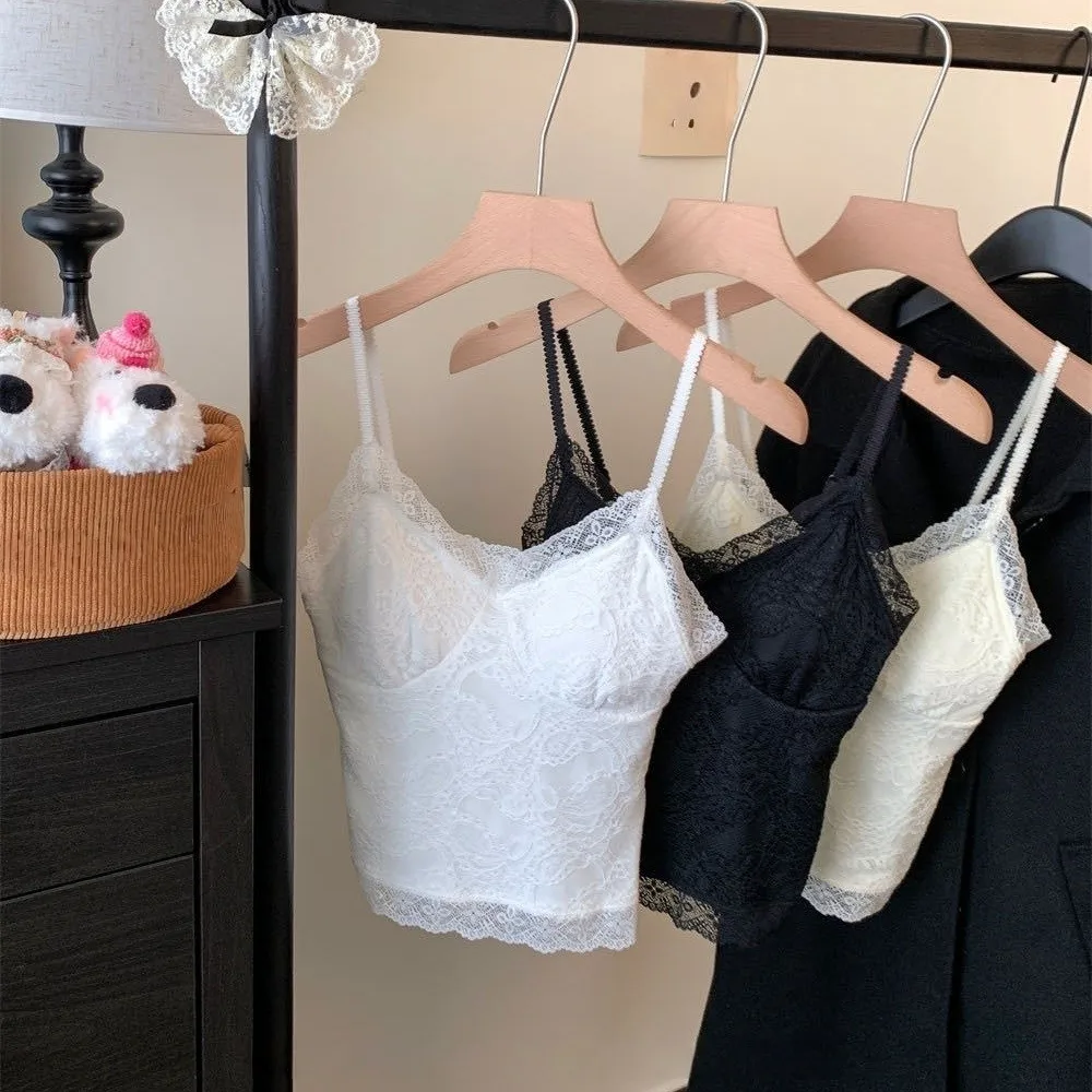 เสื้อครอปตาข่ายลายดอกไม้ แต่งลูกไม้บางเบา เสื้อกล้ามเด็กผู้หญิงบุขนนุ่ม สไตล์สาวเปรี้ยว เสื้อซับในแบบมีฟองน้ำสำหรับผู้หญิง