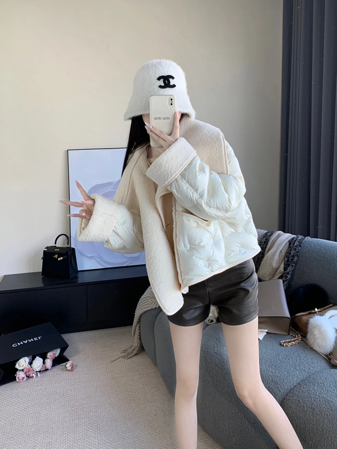 

Beloved Golden Girl Lamb Fur Patchwork down Jaet ort Bread Sle Loose Design Winter Outerwear Women's Faion Coat