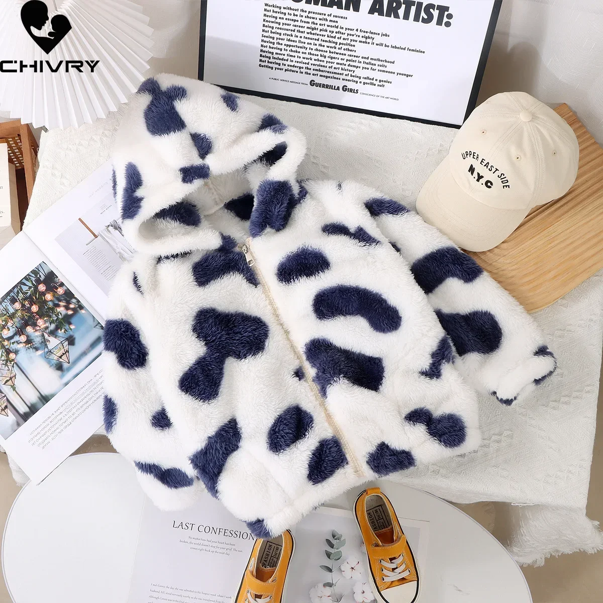 New 2023 Kids Autumn Winter Thicken Warm Fleece Coat Baby Boys Girls Cartoon Cow Pattern Hooded Zipper Jackets Casual Outerwear