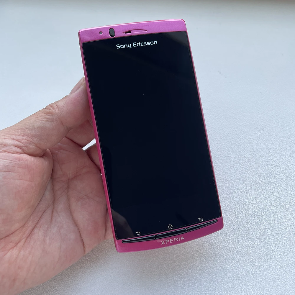 소니 에릭슨 엑스페리아 아크 S 스마트폰 이미지