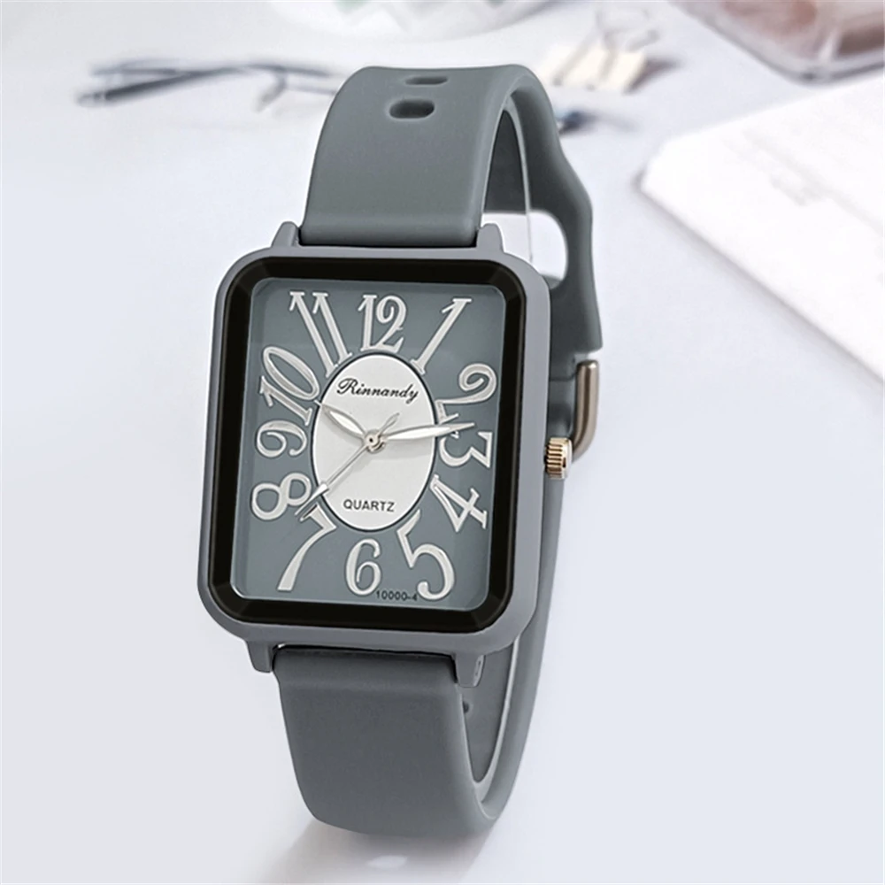 Minimalista Señoras Deportes Marca Relojes Moda Figuras cuadradas Mujeres Reloj de cuarzo Gris cinta de silicona a juego Relojes de pulsera de vestir