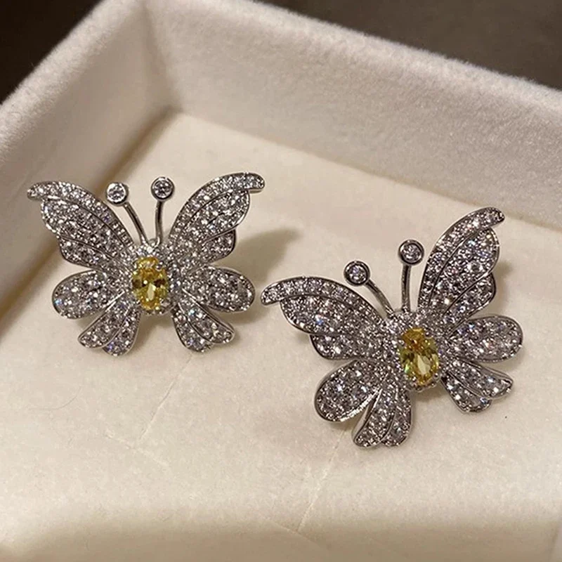 CAOSHI Exquisite Butterfly Stud Earrings for Women Gorgeous Aesthetic Jewelry for Engagement Party Graceful Lady Accessories