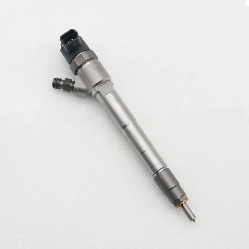 0445 110 376 0445110376 OEM 5285744 0 445 110 376 حاقن وقود السيارة Diessel لـ Cummins ISF2.8-Firefox حاقن عالي الجودة