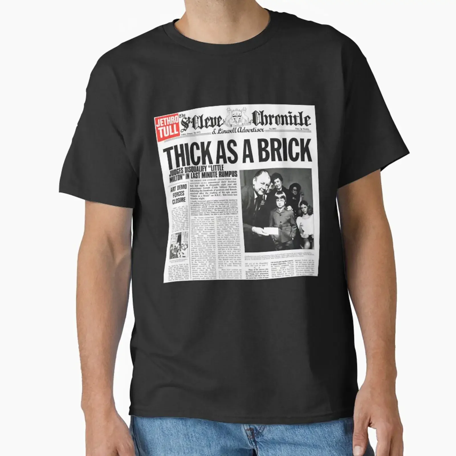 Jethro Tull Thick As A Brick, desenhado e vendido por leaAl mond, top macio lavado vintage para uso diário, versátil e respirável.