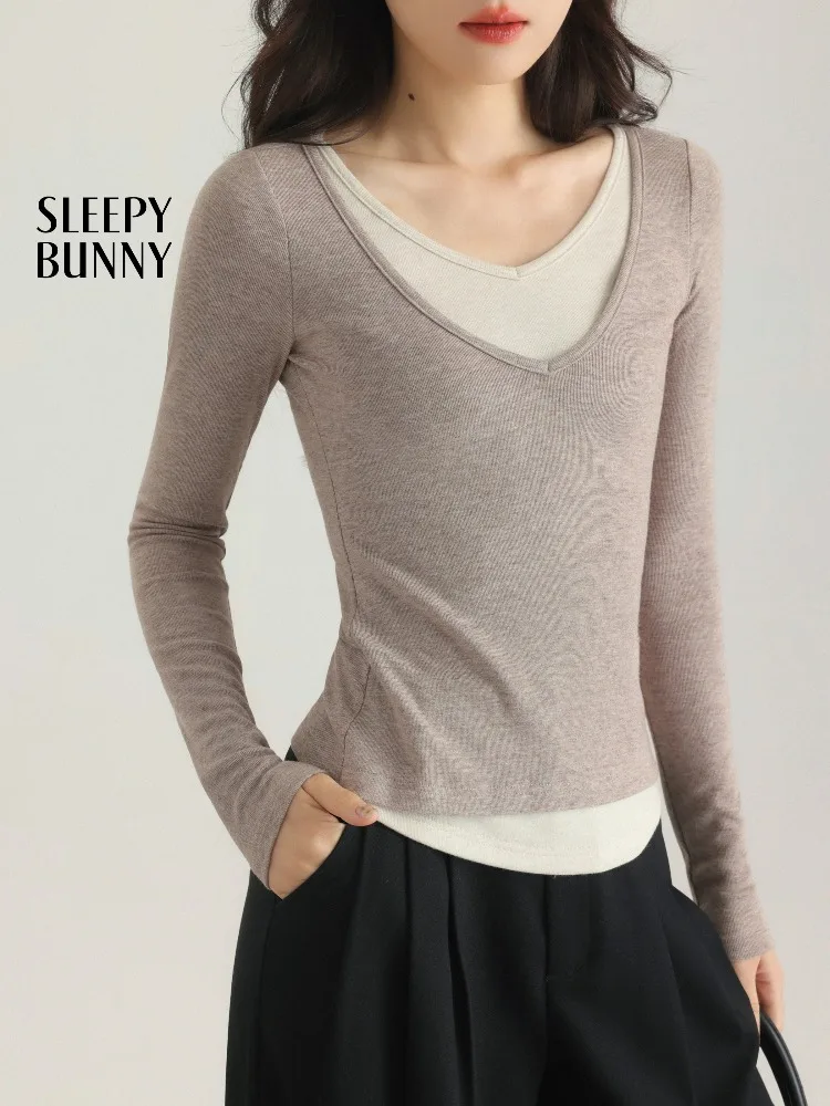 

Stylish Ribbed Knit Fake Two-Piece Top Women Slim Long Sleeve Layered T-Shirt Minimalist Design Base Shirt Soft Autumn Innerwear