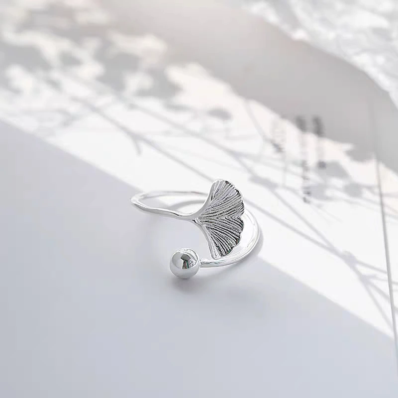 

925 Sterling Silver Exquisite Simple Ginkgo Leaf Ring Korean Version Fashionable Girl Gift Elegant Finger Ring for Women