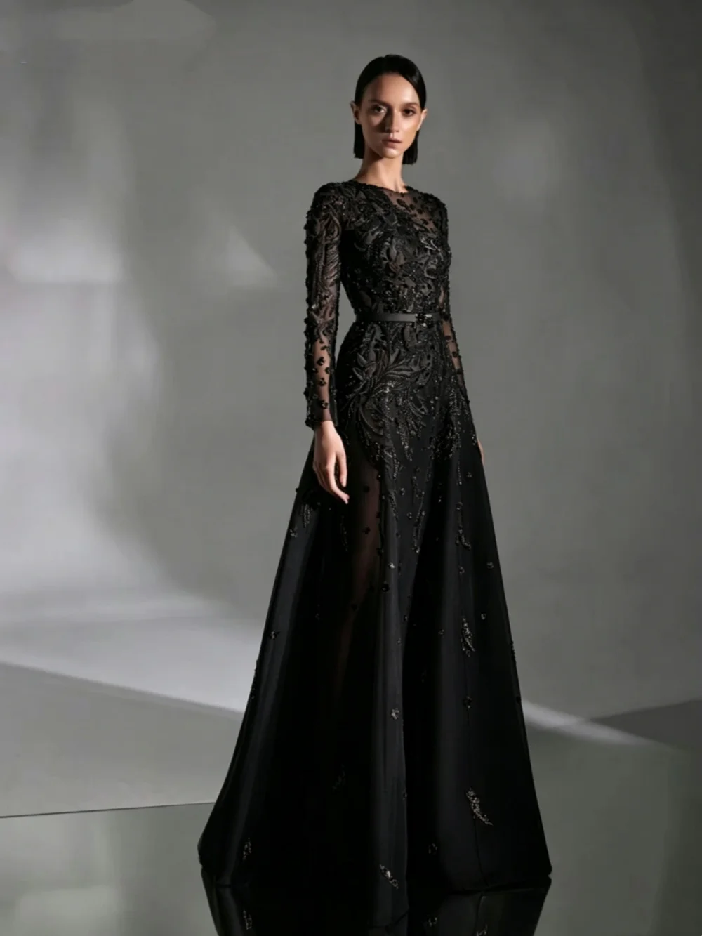 Luxurious Beaded Mother Of The Bride Dress For Wedding Modest Long Sleeve Evening Dress Customized Graceful A-line Prom Gown
