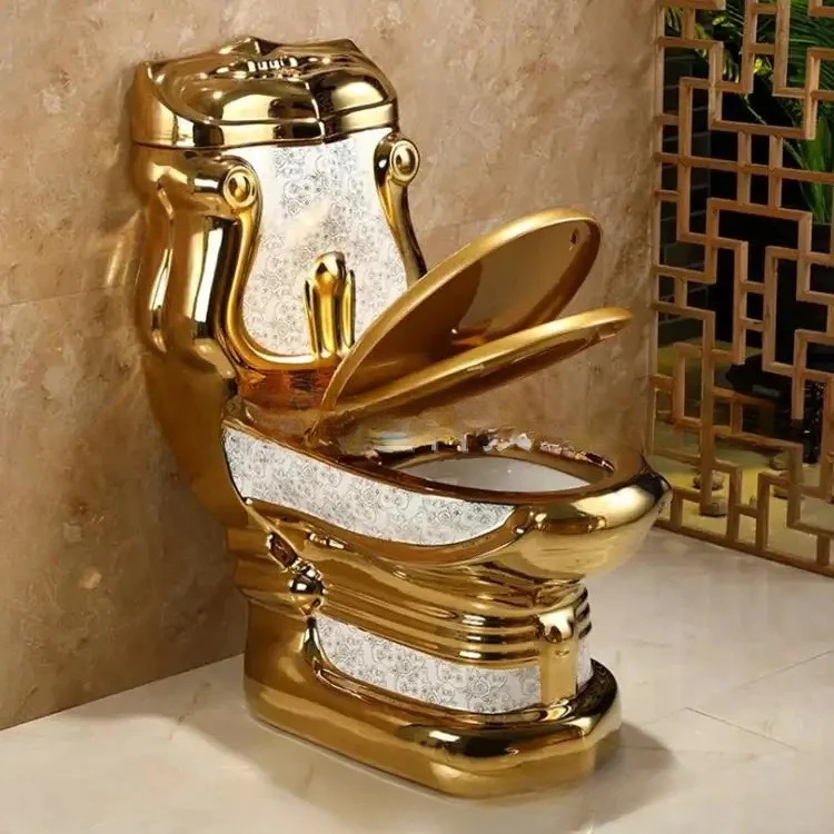 Middle and Eastern European Style Court Toilet Gold Plated Vintage Toilet Gold Embossed Seat Toilet Hotel