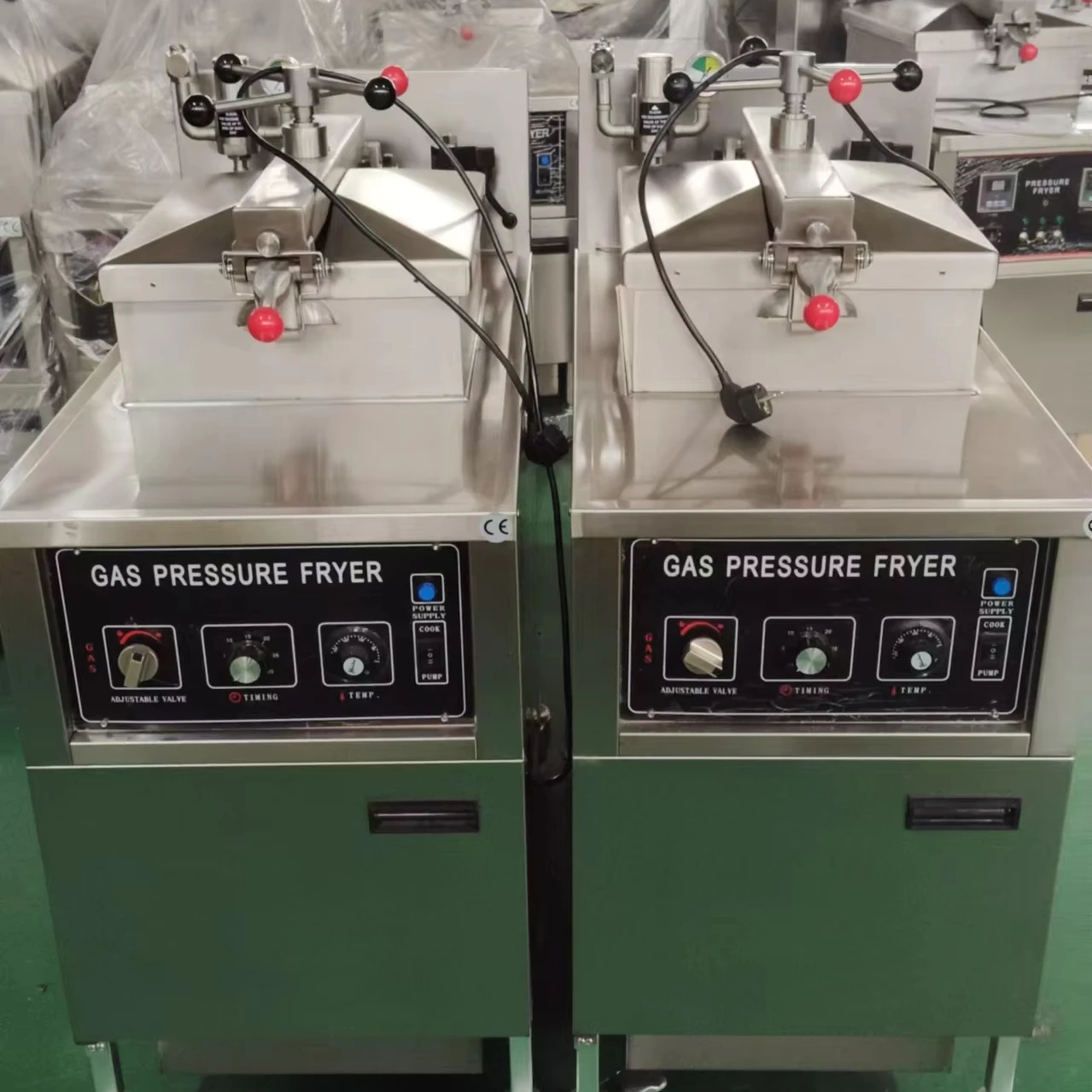 Commercial Chicken Pressure Fryer With Oil Filter or Electricity /Equipped Automatic Filtering System