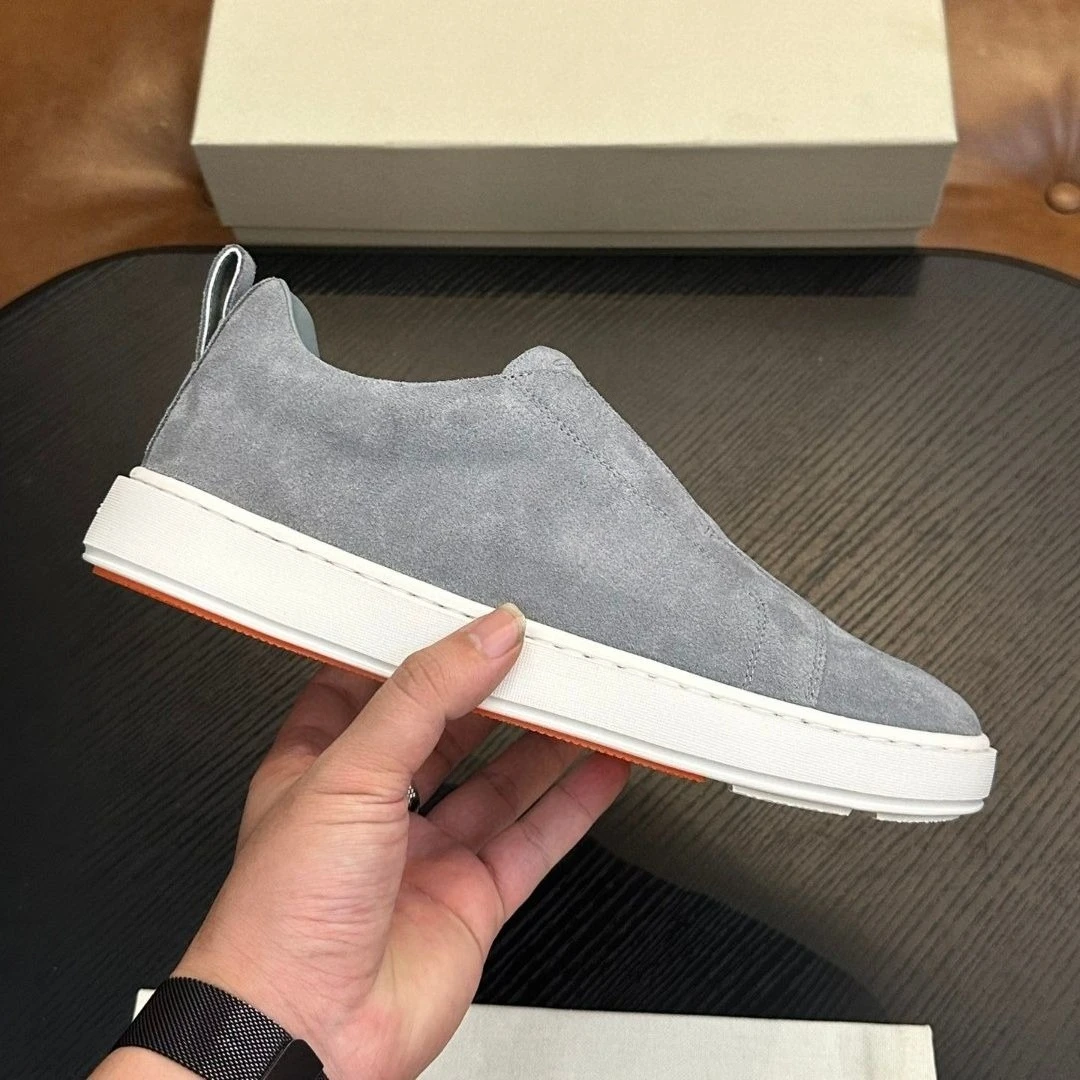 

2025 Men's New Suede Casual Shoes Slip-On Lightweight Comfortable Low-Top Sneakers Minimalist Stylish Trendy Daily Footwear