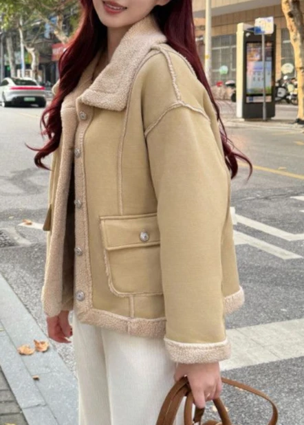 Wszechstronny mały płaszcz na jesień i zimę z grubym futrem i ciepłym krótkim topem z odpinaną czapką