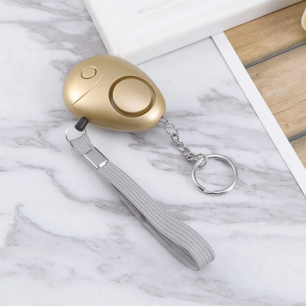 Personal Security Alarm Mini Portable Plastic Electronic Compound Material Powered 130db Emergency Alarm Keychain LED