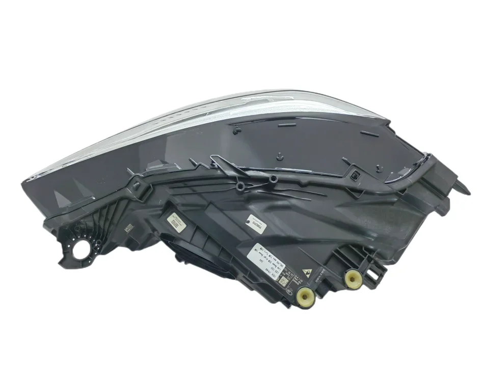 Suitable for high-quality automobile headlights For Q3  LED daytime running lights Automatic 