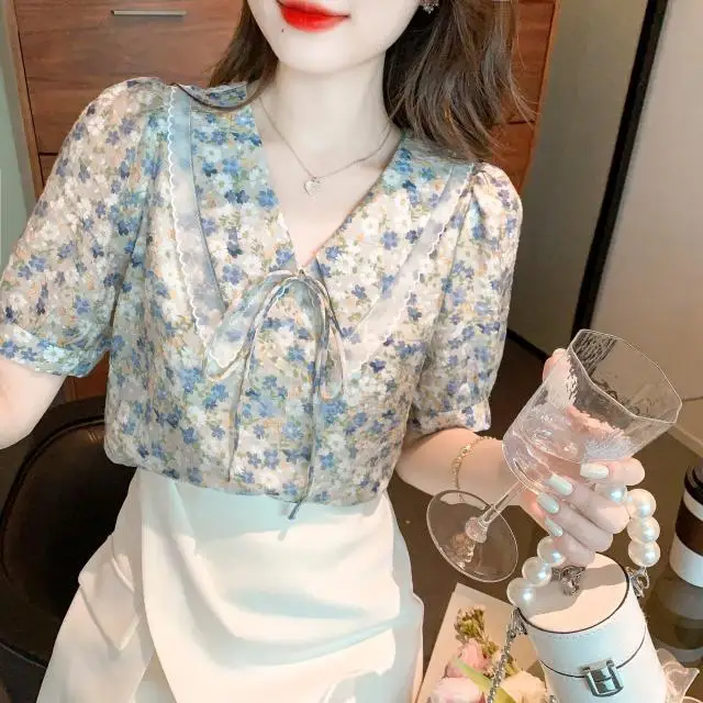 

Peter Pan Collar Blouses Women Puff Sleeves Slim Fit Ruffle Trim Preppy Style Perfect for Museum Visits or Afternoon Gatherings