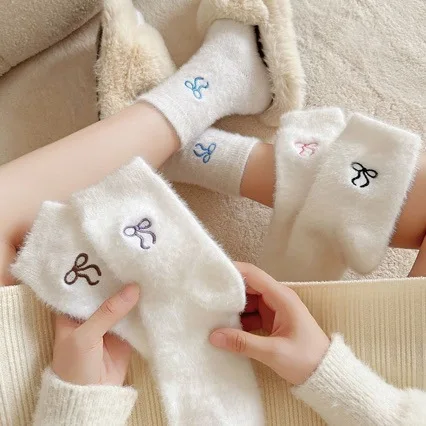 

5 Pairs Socks Autumn Winter Bow Australian Fleece White mid-calf women Thick Warm Home Floor Sleep Long Sports Ankle Crew 7W267
