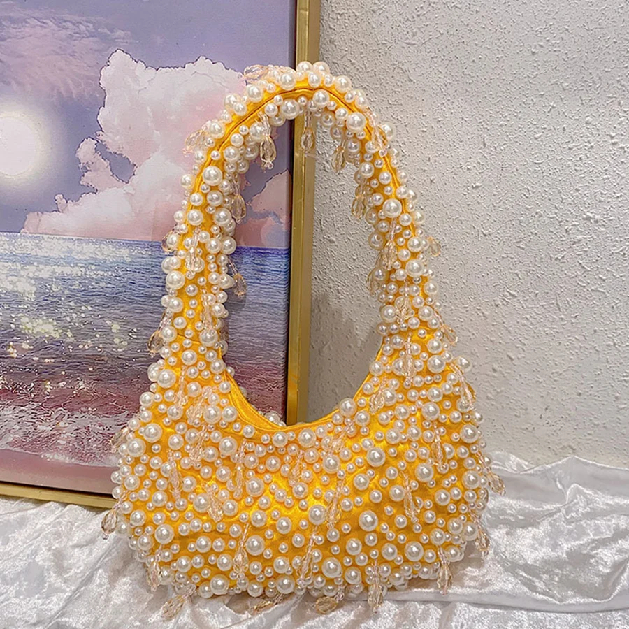 Sweet Fresh Cute Beaded Diamond Inlaid Shoulder Bag Messenger Bag Lady Banquet Underarm Bags Fashion Evening Shell Handbag Totes