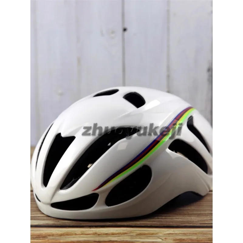 Mountain bike pneumatic helmet road wind breaking ultra-light high-grade men's and women's cycling helmet protective equipment