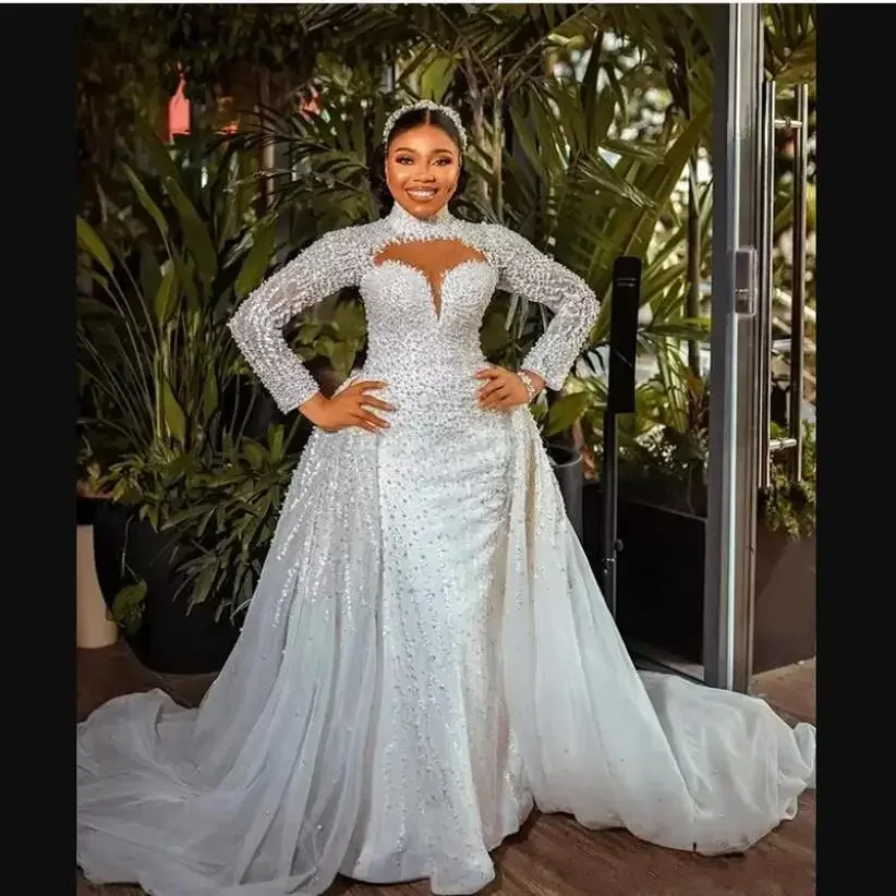 Customized Modern Lace Mermaid Long Sleeve Wedding Dress Detachable Train Beaded Mermaid Coset Back Robe De Mariee Bridal Gown