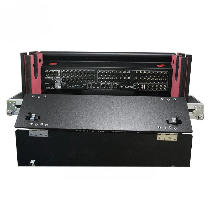 Flight Case Idraulico Ribaltabile Ignifugo per Mixer Midas M32