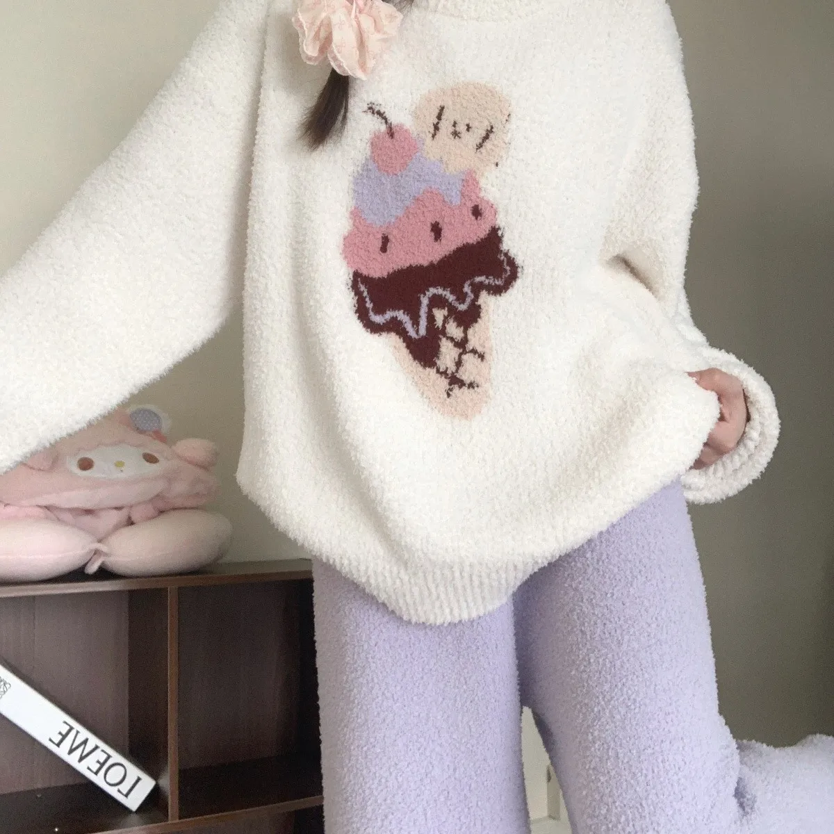 

Sweet Girls Winter Fleece Sleepwear Comfortable Thickened Warm Home Clothes Top Pant Sanrio Cartoon Hello Kitty Pajamas Set