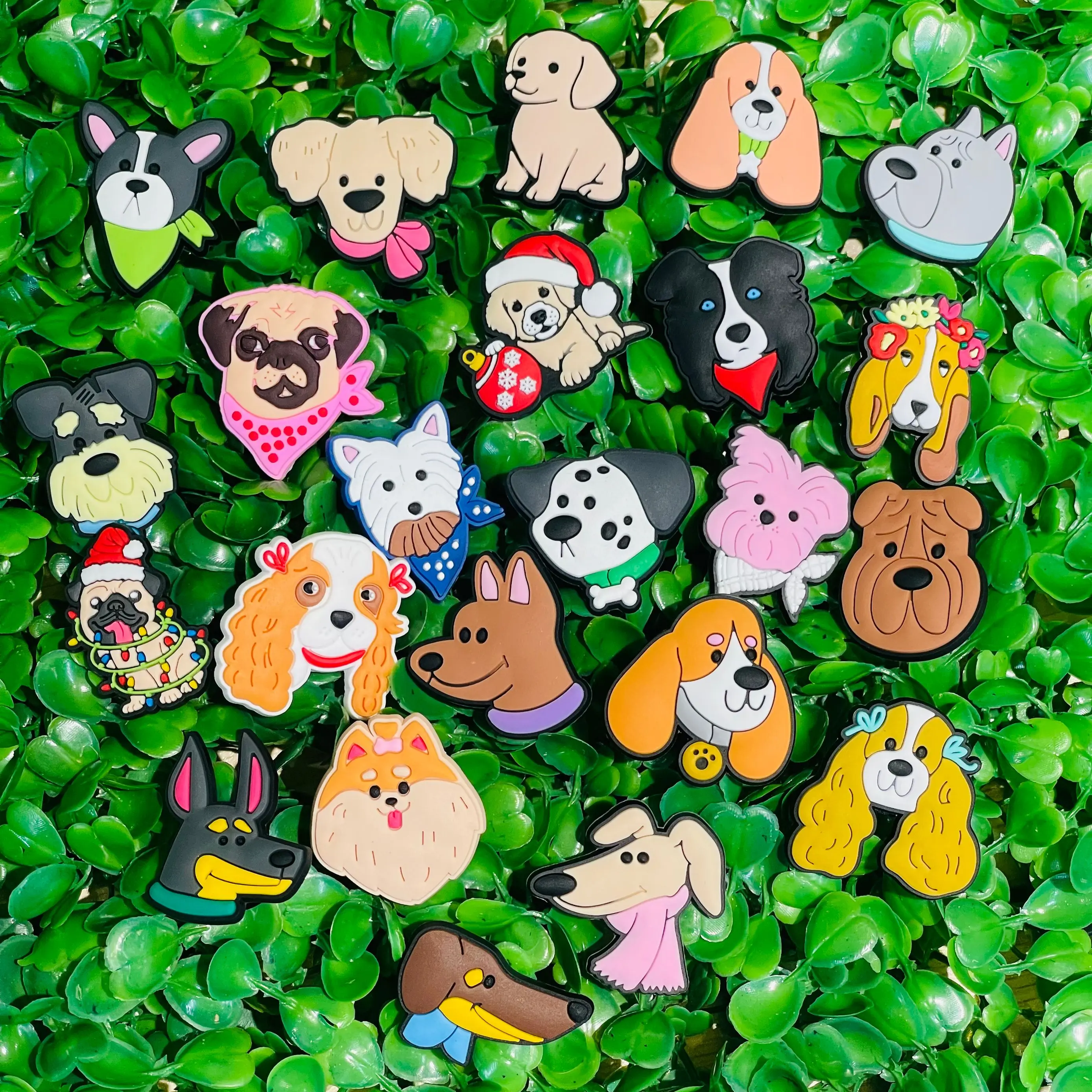 

Hot Sales 1-23Pcs Animals Dogs Clever Border Collie PVC Children Sandals Shoes Buckle Charms Decorations DIY Pet Lover Bracelet