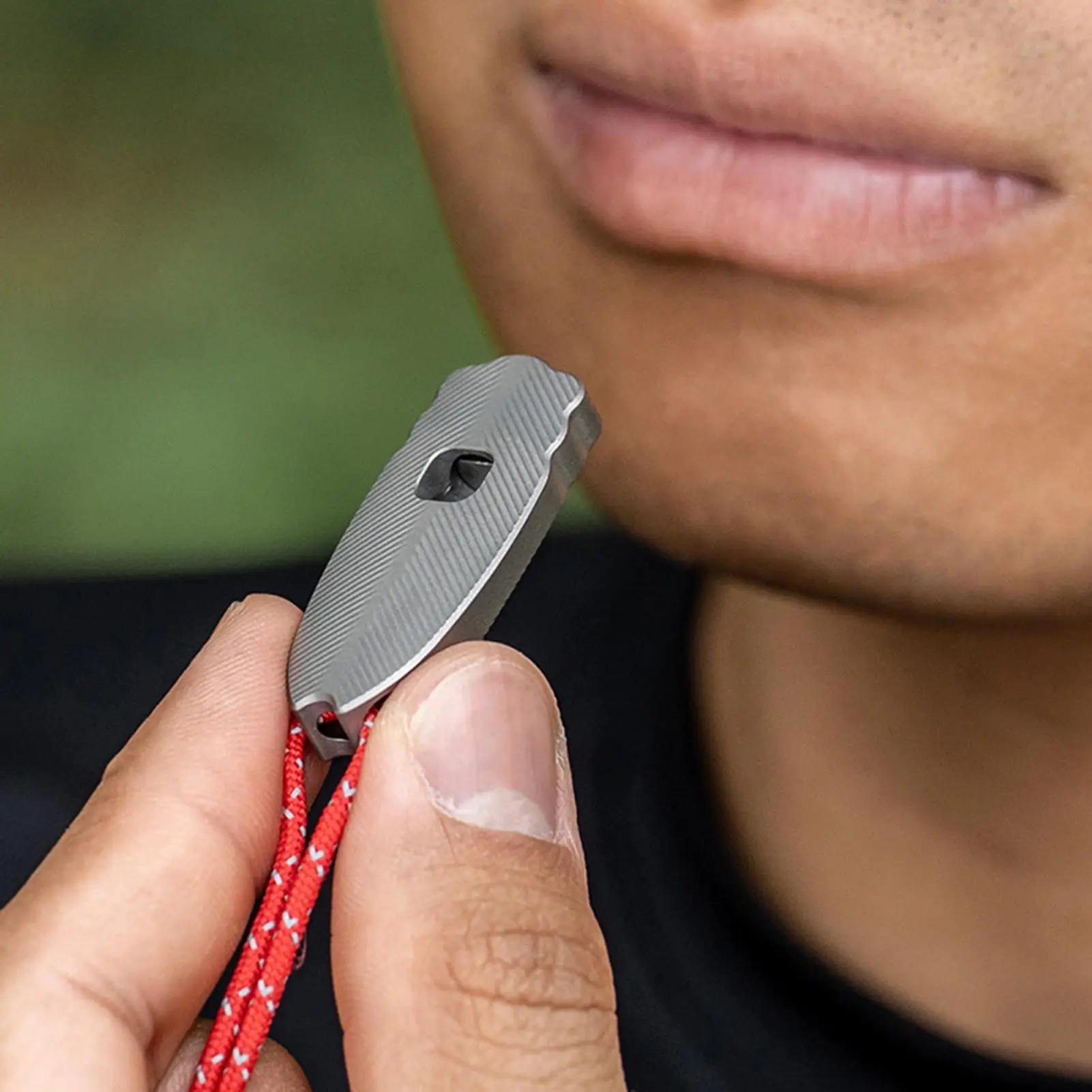 Titanium Whistle 120db Loud Lifeguard Lifesaving Emergency SO S Keychain Whistle Keyring For Survival Outdoor Hiking Camping